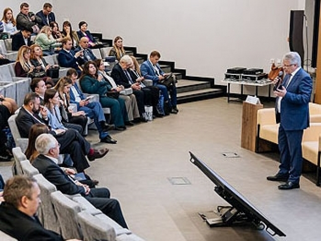 29 октября 2025 года кафедра Э9 «Экология и промышленная безопасность» МГТУ им. Н.Э. Баумана отметила 95-летний юбилей. Торжества, приуроченные к этой знаковой дате, прошли в рамках III Международного конгресса «Русский инженер»